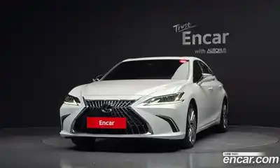 Lexus ES 2022 2.5 гидро в Москве № 2060096, миниатюра 3
