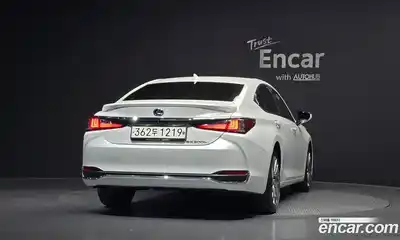 Lexus ES 2022 2.5 гидро в Москве № 2060096, миниатюра 4