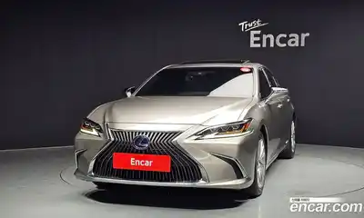Lexus ES 2021 2.5 гидро в Москве № 2060138, миниатюра 3