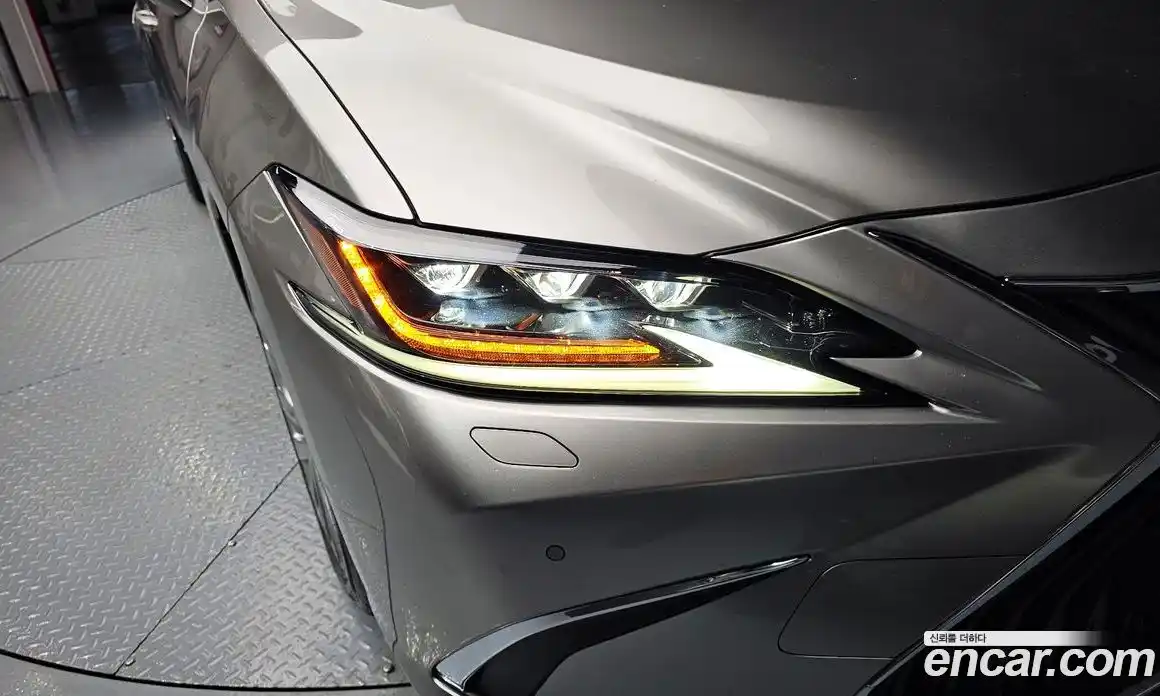Lexus ES 2021 2.5 гидро в Москве № 2060138, фото 8