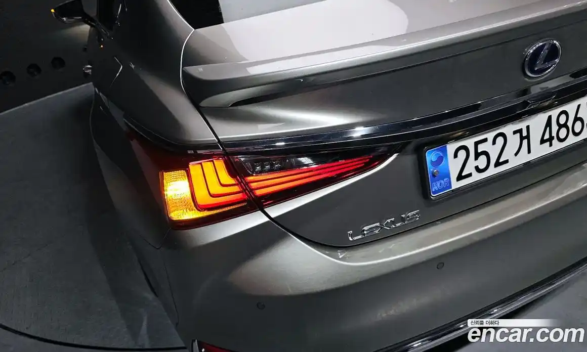 Lexus ES 2021 2.5 гидро в Москве № 2060138, фото 9