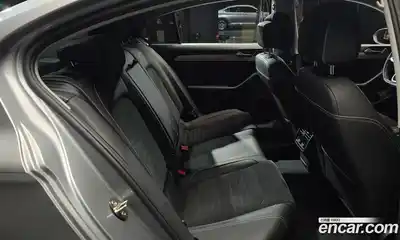 Volkswagen Passat 2021 2.0 гидро в Москве № 2060380, миниатюра 12