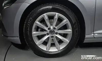 Volkswagen Passat 2021 2.0 гидро в Москве № 2060380, миниатюра 5