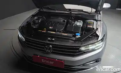 Volkswagen Passat 2021 2.0 гидро в Москве № 2060380, миниатюра 6