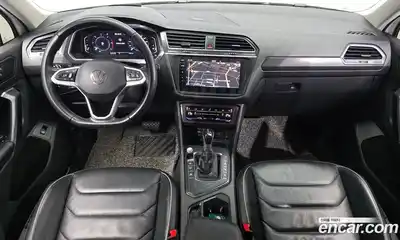 Volkswagen Tiguan 2021 2.0 гидро в Москве № 2060443, миниатюра 10