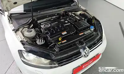 Volkswagen Golf 2016 2.0 гидро в Москве № 2061020, миниатюра 6
