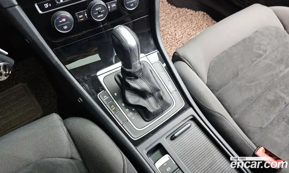 Volkswagen Golf 2016 2.0 гидро в Москве № 2061020, фото 9