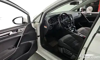 Volkswagen Golf 2016 2.0 гидро в Москве № 2061020, миниатюра 10