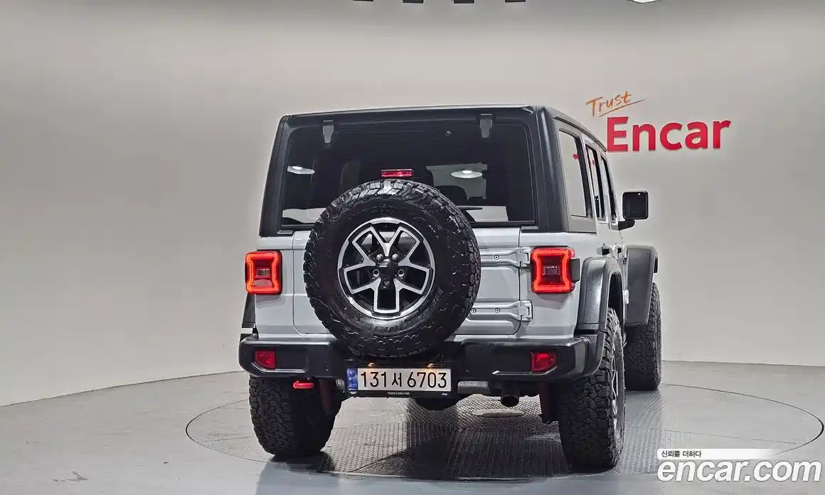 Jeep Wrangler 2024 2.0 гидро в Москве № 2061221, фото 4