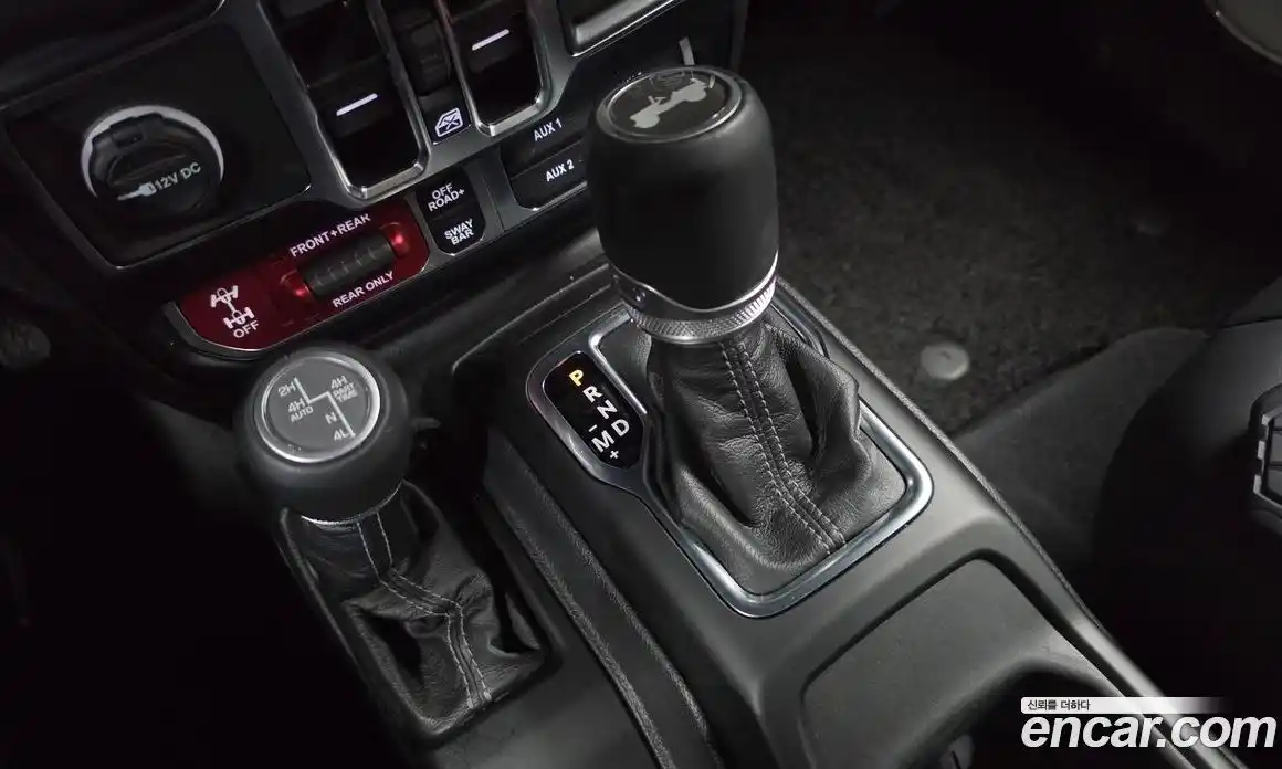 Jeep Wrangler 2024 2.0 гидро в Москве № 2061221, фото 9