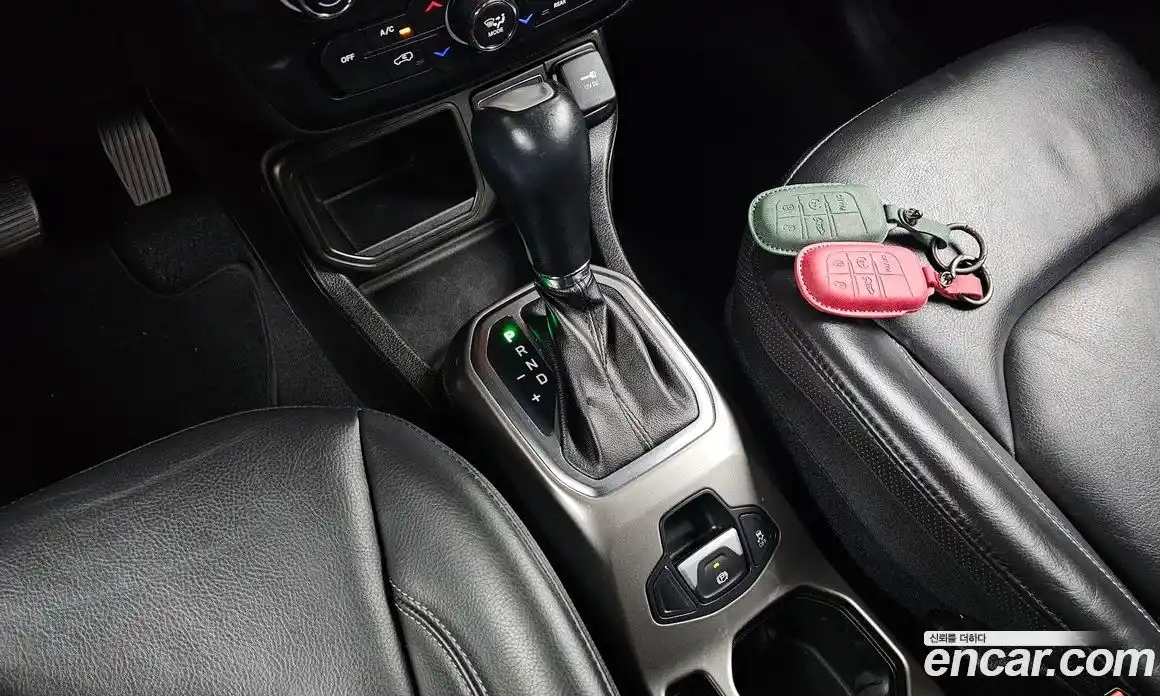 Jeep Renegade 2020 2.4 гидро в Москве № 2061503, фото 12