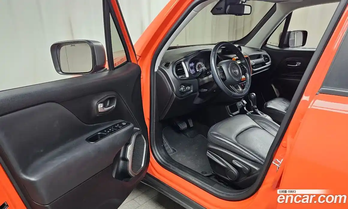 Jeep Renegade 2020 2.4 гидро в Москве № 2061503, фото 13