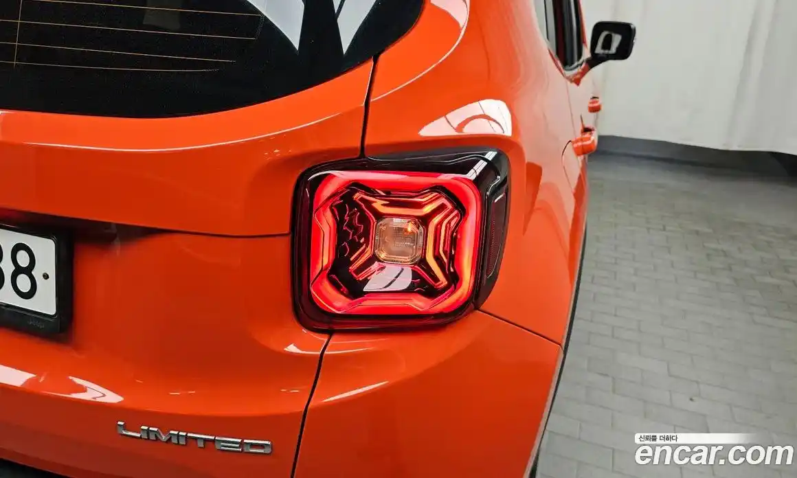 Jeep Renegade 2020 2.4 гидро в Москве № 2061503, фото 9