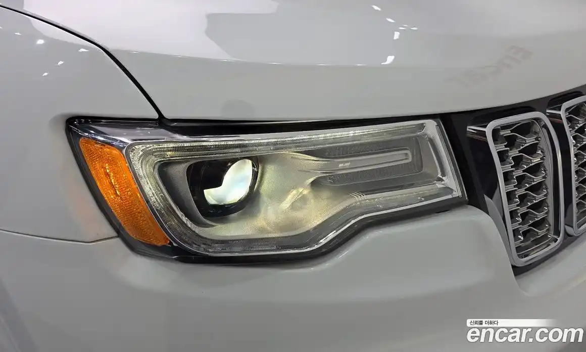 Jeep Cherokee 2021 3.6 гидро в Москве № 2061641, фото 8