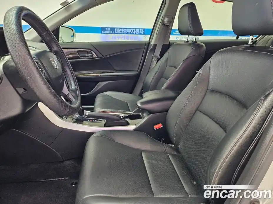 Honda Accord 2014 2.4 гидро в Москве № 2062813, фото 11