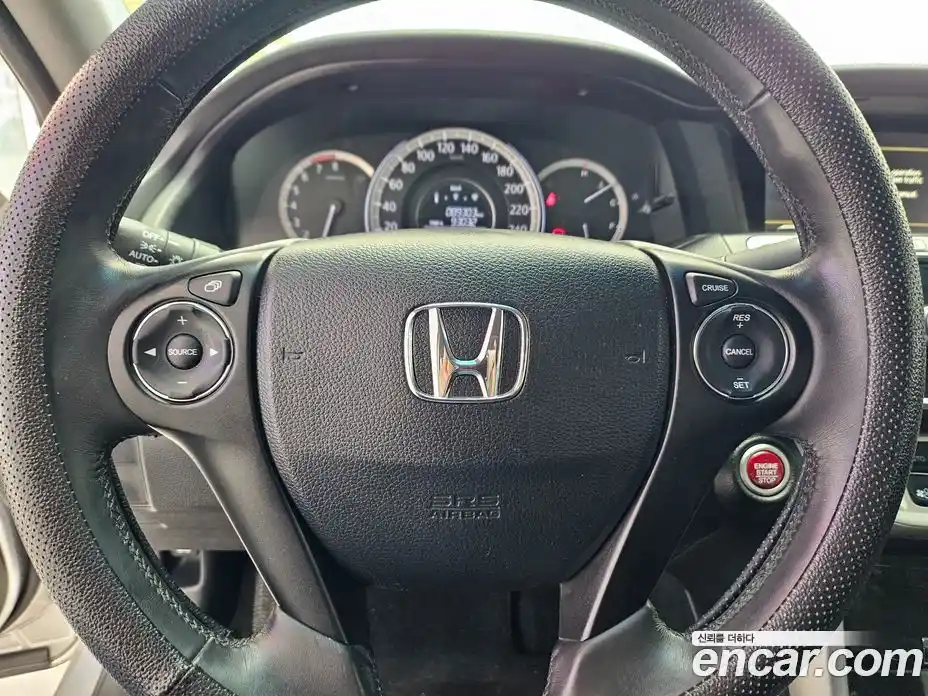 Honda Accord 2014 2.4 гидро в Москве № 2062813, фото 13