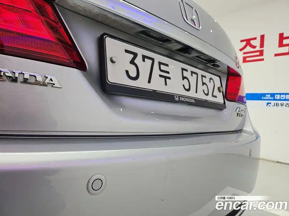 Honda Accord 2014 2.4 гидро в Москве № 2062813, фото 19