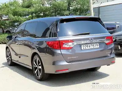Honda Odyssey 2019 3.5 гидро в Москве № 2062847, миниатюра 3