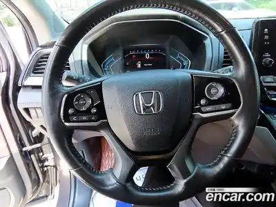 Honda Odyssey 2019 3.5 гидро в Москве № 2062847, миниатюра 9