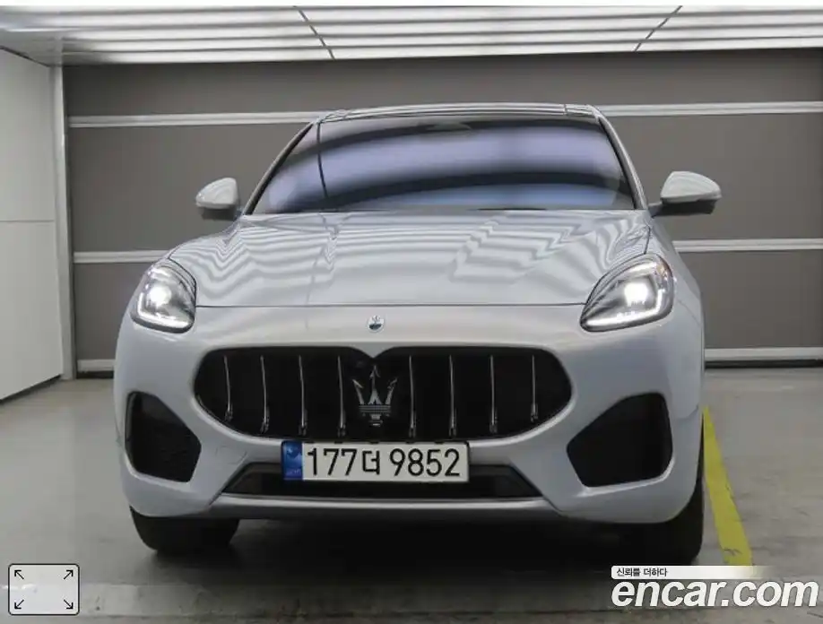 Maserati Grecale 2023 2.0 гидро, фото 3