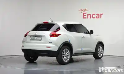 Nissan Juke 2013 1.6 гидро в Москве № 2065597, миниатюра 2