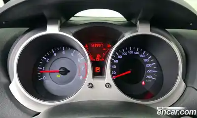 Nissan Juke 2013 1.6 гидро в Москве № 2065597, миниатюра 8