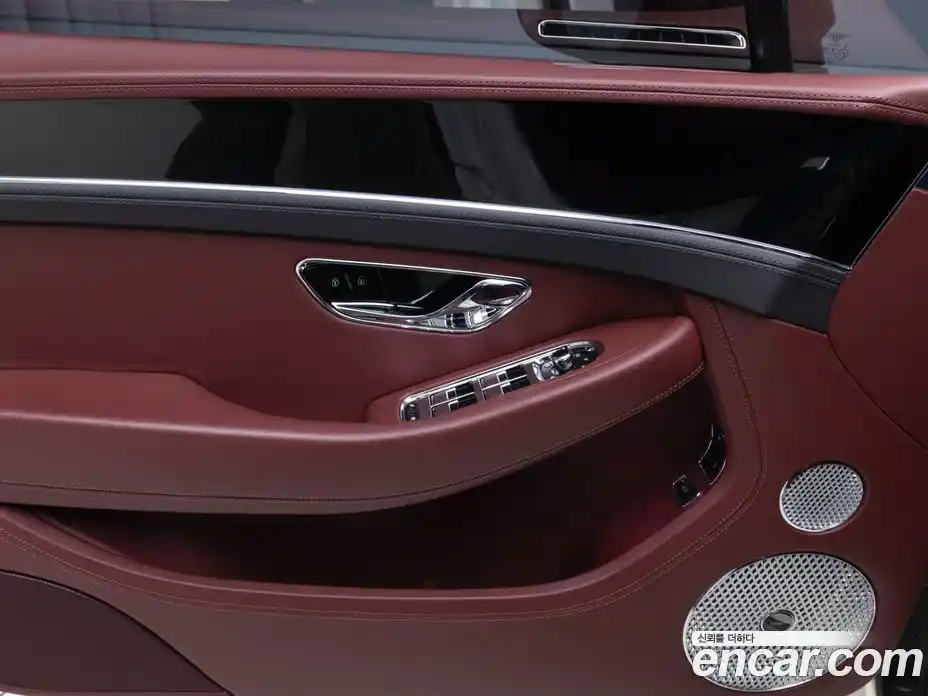 Bentley Continental 2023 4.0 гидро, фото 13