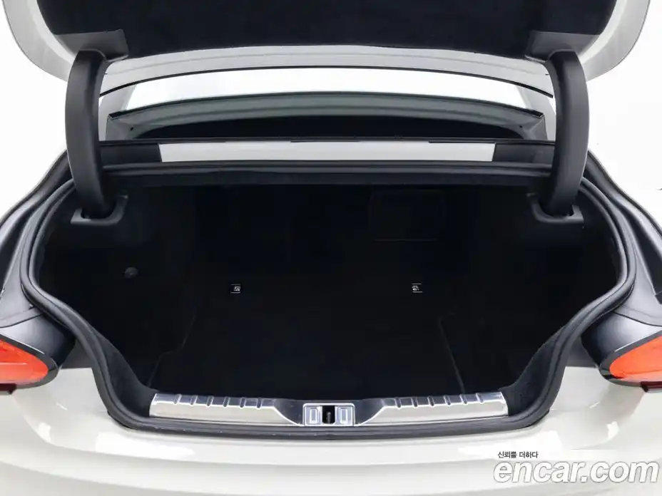Bentley Continental 2023 4.0 гидро, фото 9