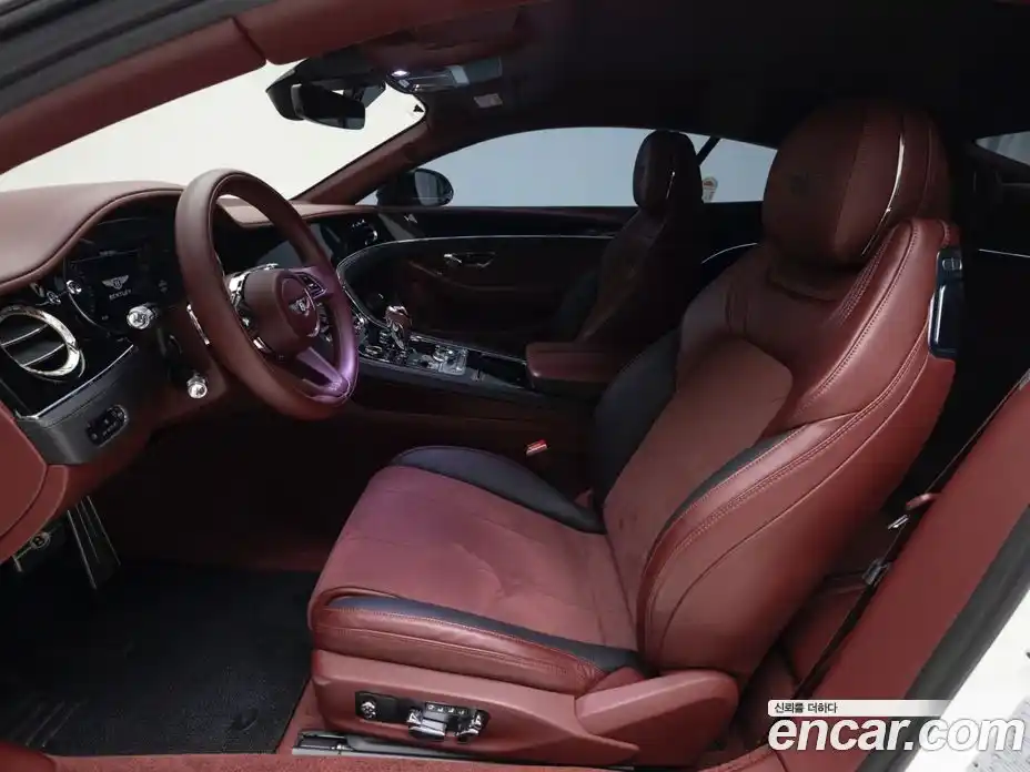 Bentley Continental 2023 4.0 гидро, фото 10