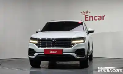 Volkswagen Touareg 2020 3.0 гидро в Москве № 215023, миниатюра 3
