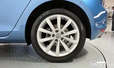 Volkswagen Golf 2014 2.0 гидро в Москве № 215063, миниатюра 5