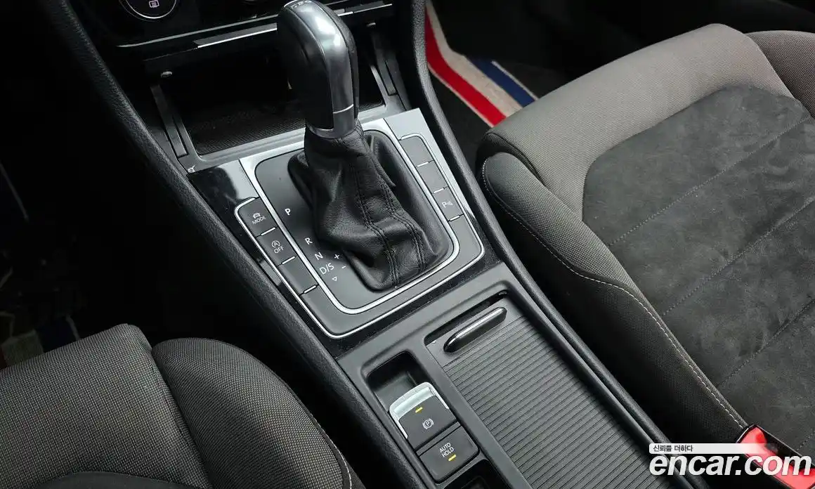 Volkswagen Golf 2014 2.0 гидро в Москве № 215063, фото 9
