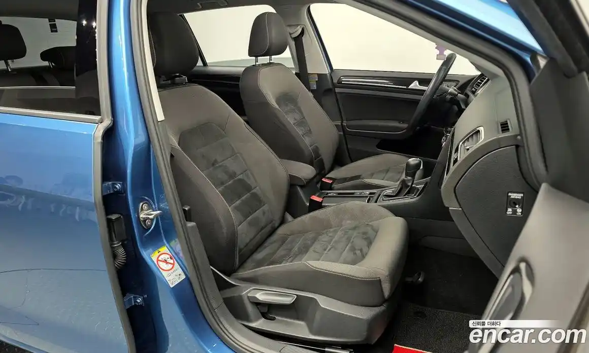 Volkswagen Golf 2014 2.0 гидро в Москве № 215063, фото 10