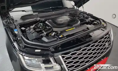 Land Rover Range-Rover 2022 3.0 гидро в Москве № 231264, миниатюра 6