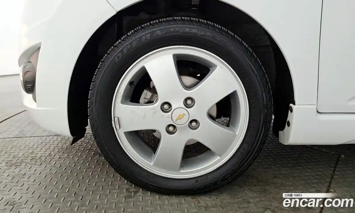 Chevrolet Spark 2012 1.0 гидро в Москве № 103355, фото 5