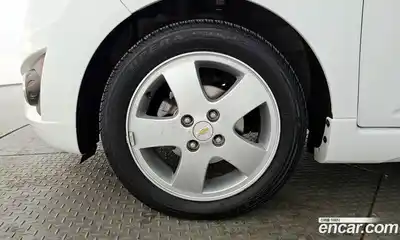 Chevrolet Spark 2012 1.0 гидро в Москве № 103355, миниатюра 5