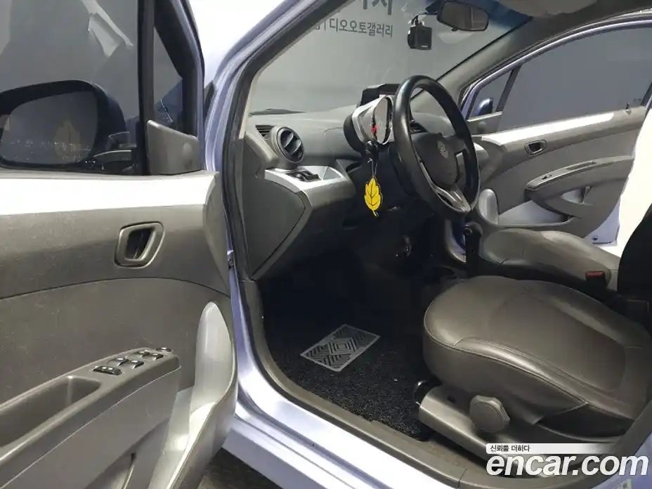 Chevrolet Spark 2014 1.0 гидро в Москве № 104857, фото 9