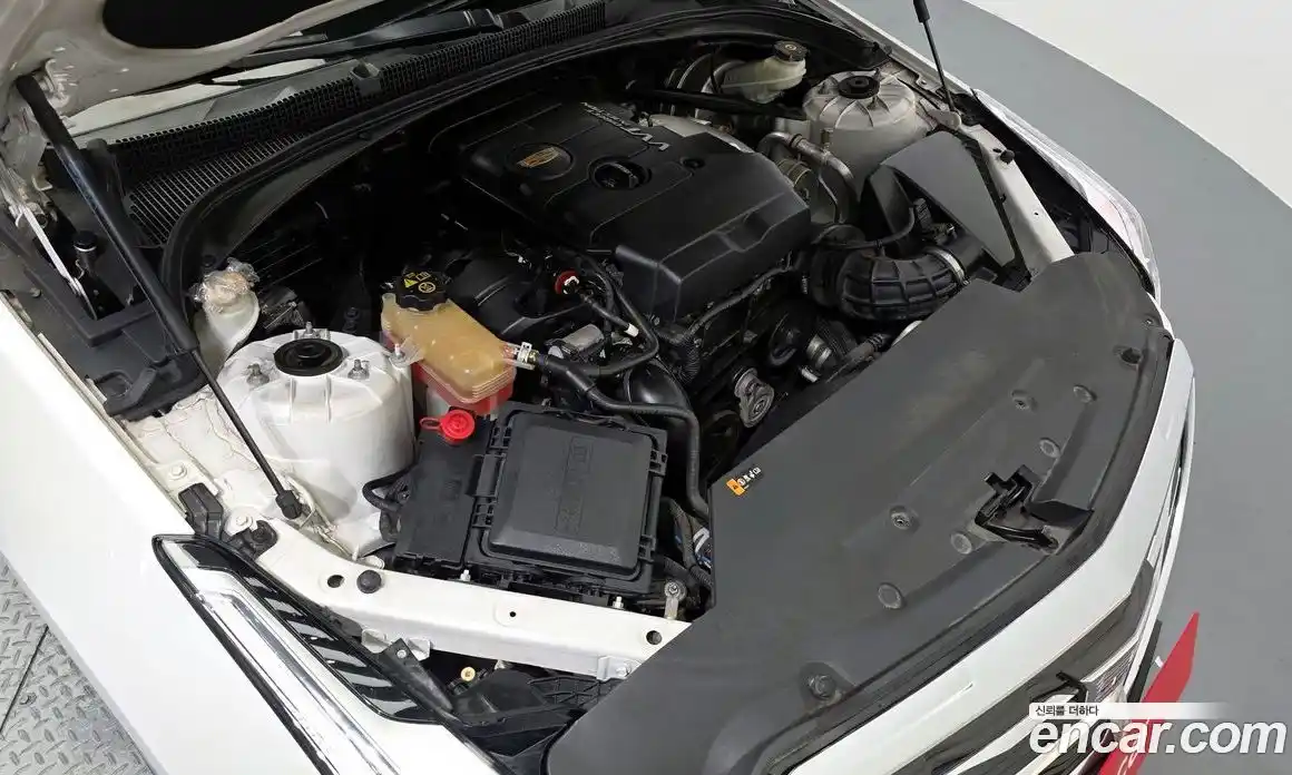 Cadillac ATS 2018 2.0 гидро в Москве № 1200322, фото 6