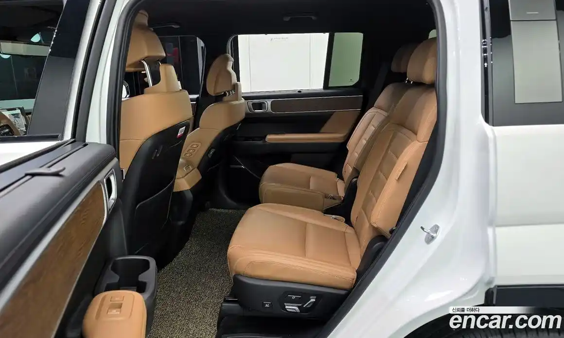 Hyundai Santa Fe 2023 1.6 гидро в Москве № 123214, фото 12