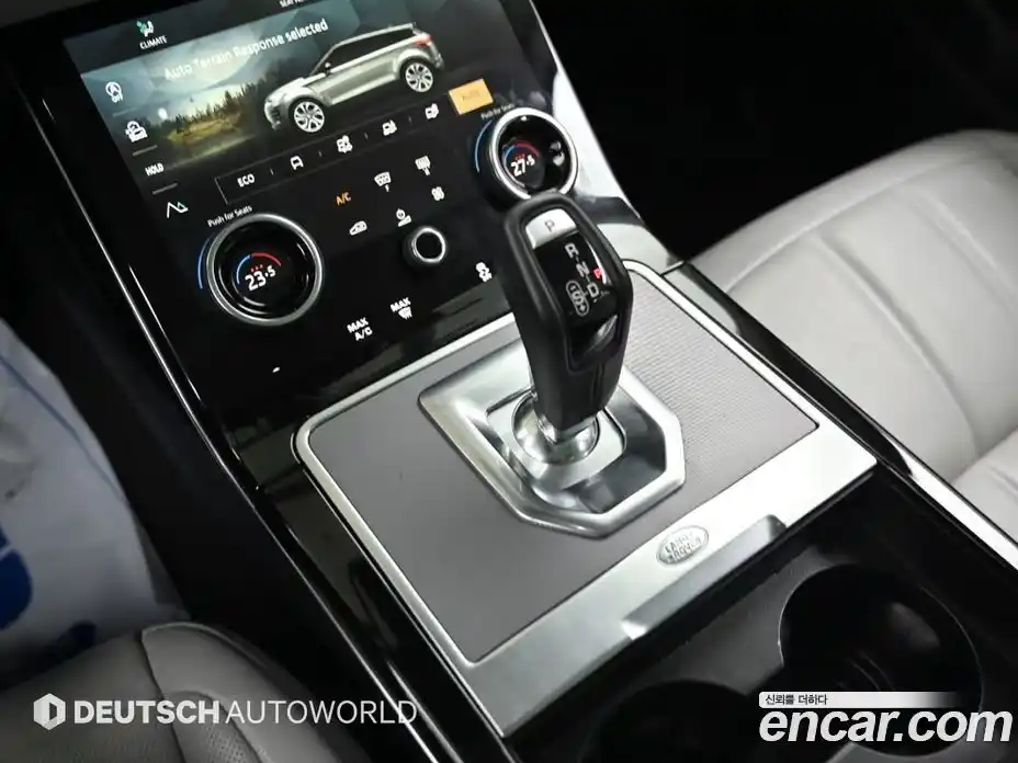 Land Rover Range-Rover Evoque 2021 2.0 гидро в Москве № 1250583, фото 9