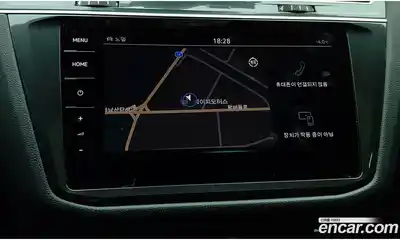 Volkswagen Tiguan 2023 2.0 гидро в Москве № 1251539, миниатюра 8