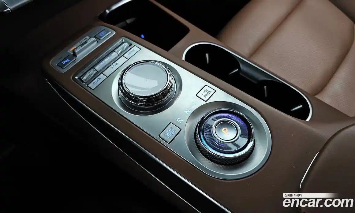 Genesis GV70 2021 2.5 гидро в Москве № 1278259, фото 9