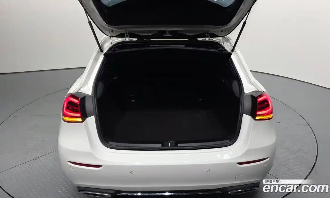 Mercedes-Benz A-Class 2022 2.0 гидро в Москве № 137915, фото 20