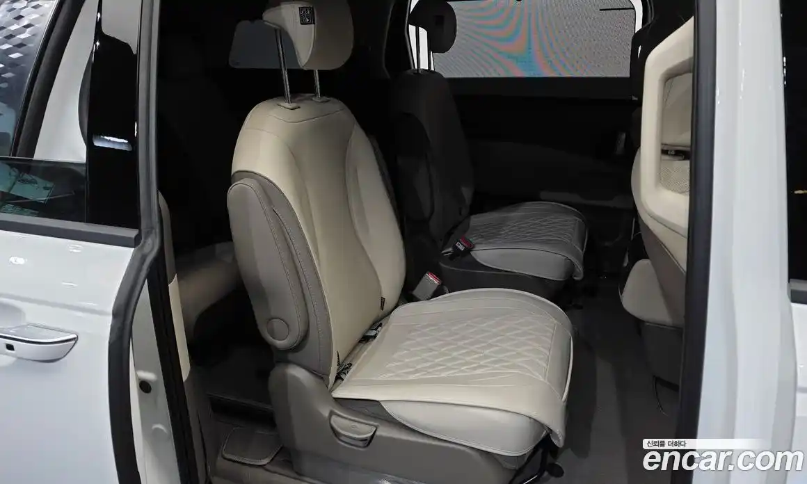 Kia Canival 2025 1.6 гидро в Москве № 1538109, фото 18