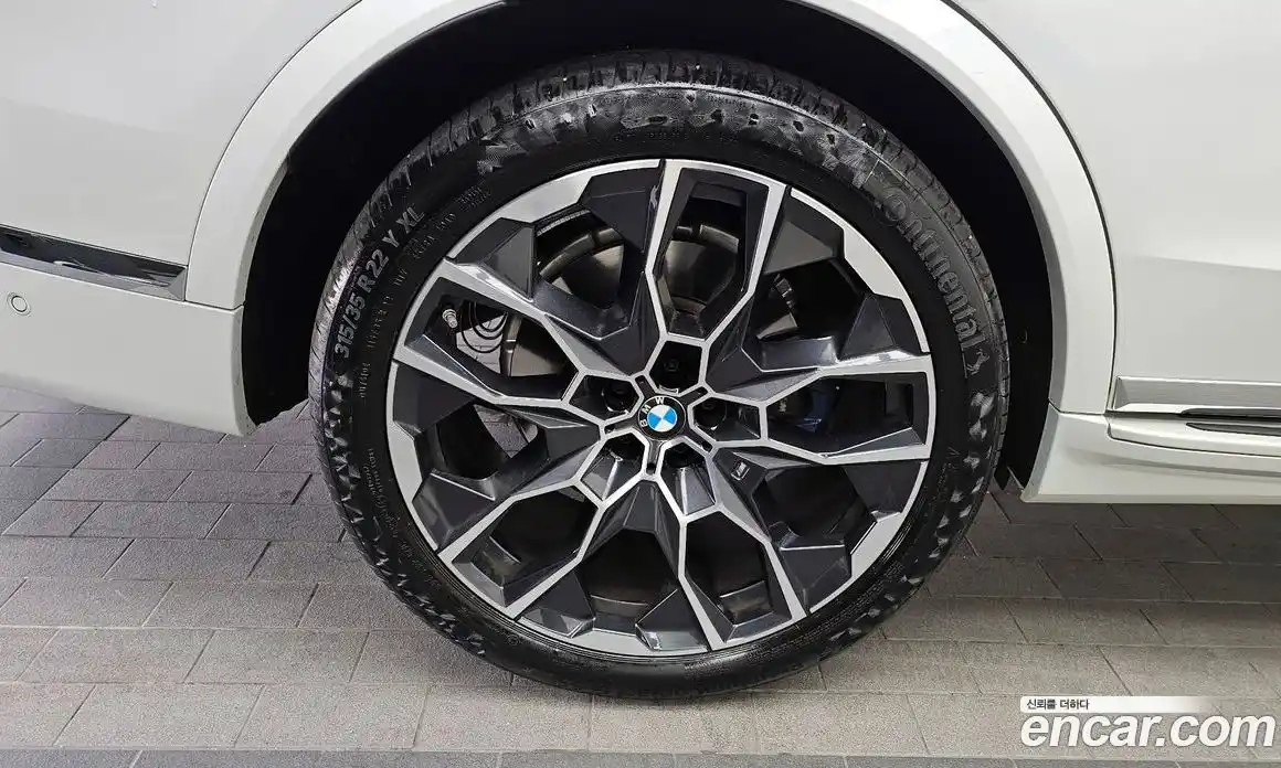 BMW X7 2024 3.0 гидро в Москве № 154018, фото 5
