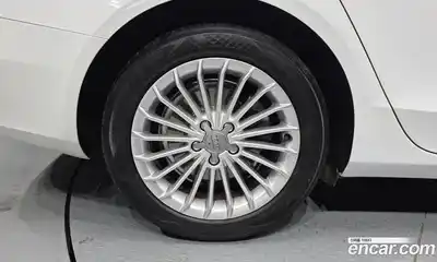 Audi A4 2014 2.0 гидро в Москве № 163523, миниатюра 5