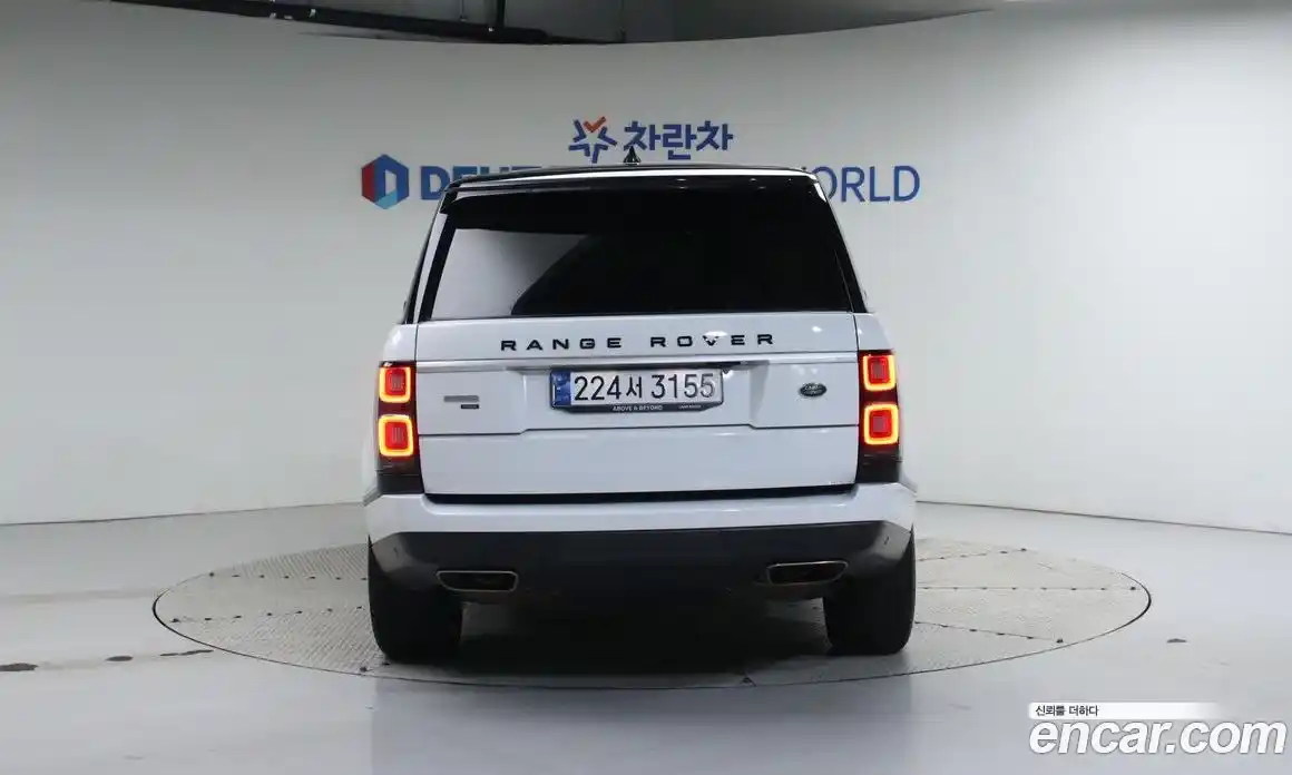 Land Rover Range-Rover 2022 5.0 гидро в Москве № 166756, фото 4