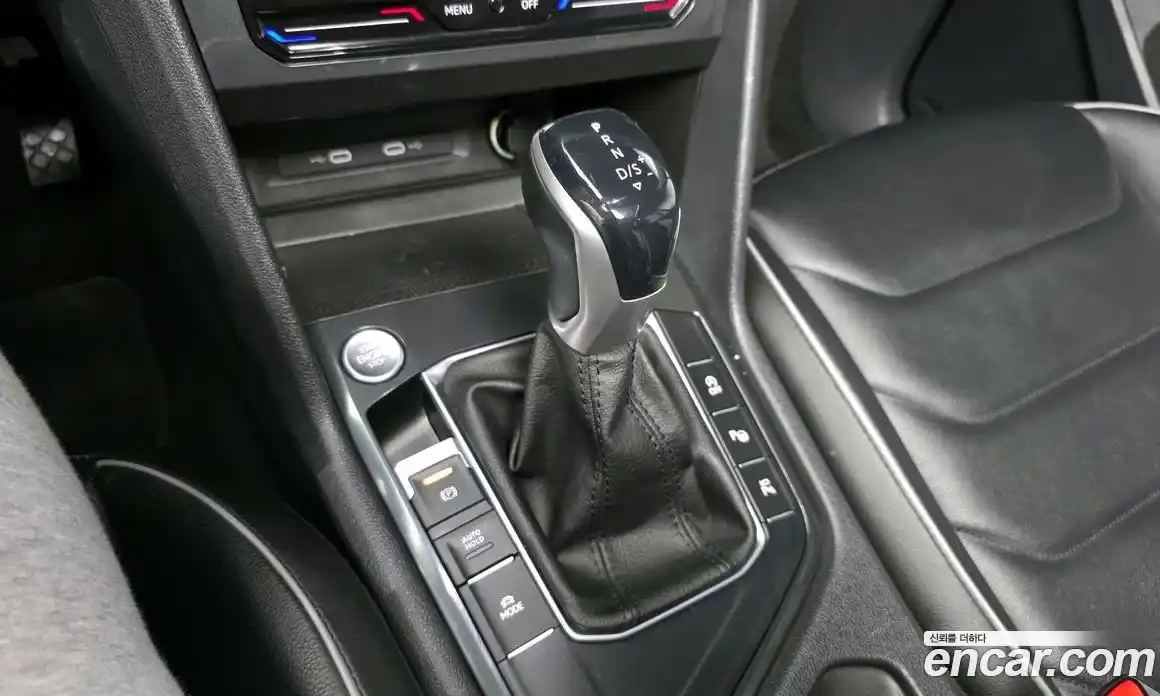 Volkswagen Tiguan 2023 2.0 гидро в Москве № 168543, фото 9