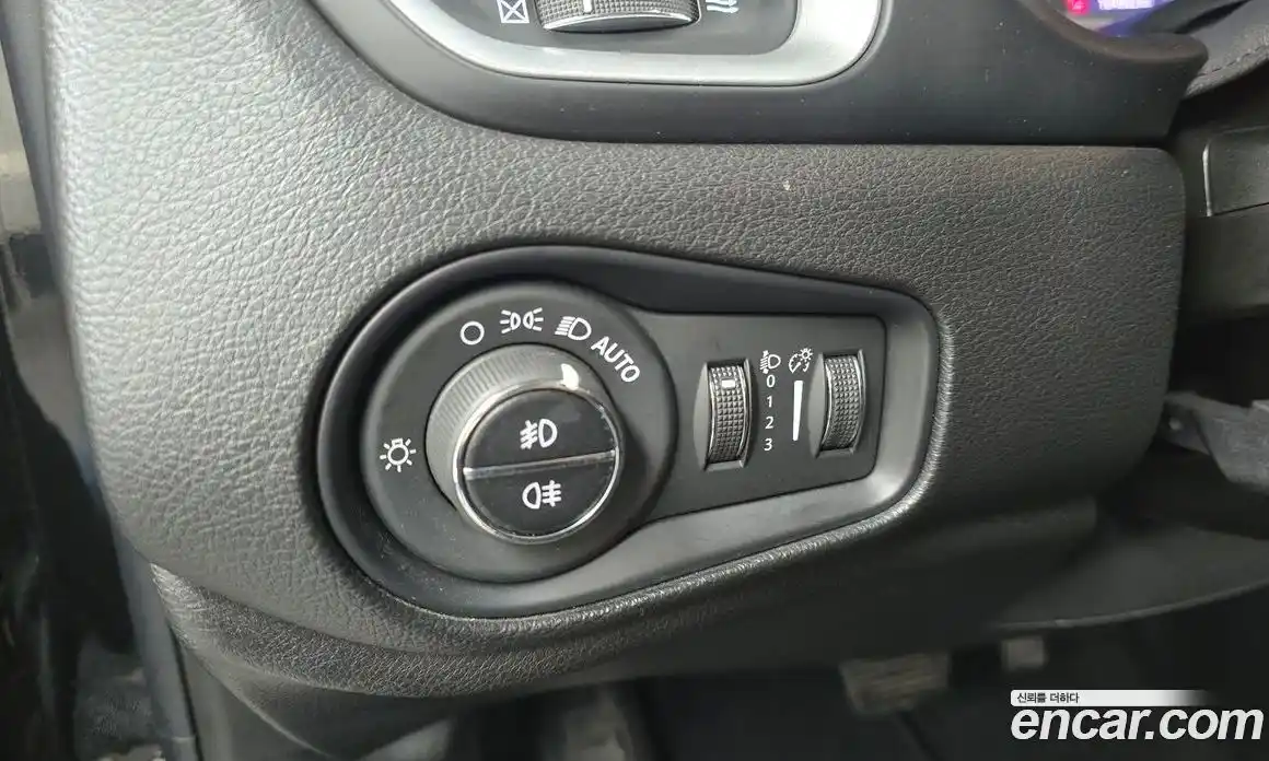 Jeep Renegade 2019 2.4 гидро в Москве № 169803, фото 18