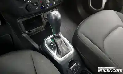 Jeep Renegade 2019 2.4 гидро в Москве № 169803, миниатюра 9